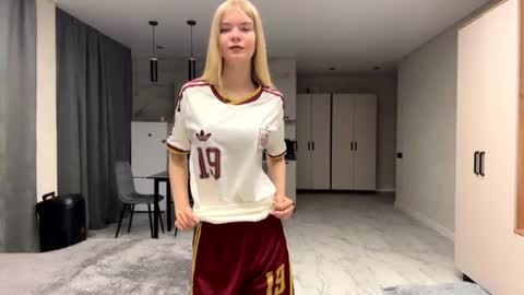 dewdropdoll online show from 07.18.26