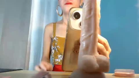 Snapshot of dexie121698 chatting on 02.06.25 dexie121698 online show from 02.06.25