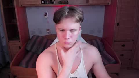 Snapshot of dexter_bennett chatting on 10.20.25 Dexter online show from 10.20.25