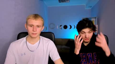 Snapshot of dexter_mitch chatting on 12.22.25 Dekster online show from 12.22.25