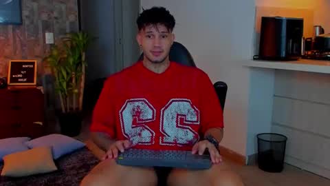 JULIAN online show from 11.21.25