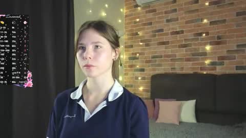 Snapshot of deyvessa chatting on 10.21.25 Kira online show from 10.21.25