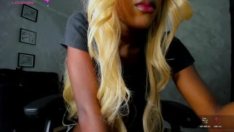Snapshot of deyy_madisson chatting on 04.06.26 Madisson online show from 04.06.26