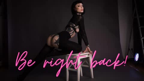 dgtlgrl online show from 01.11.26