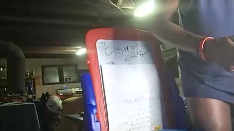 Snapshot of dhbbc454336 chatting on 09.25.25 Marcus D-von Steel as the raunchy ass sniffer thrill me with your online show from 09.25.25