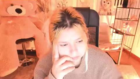 Snapshot of diaangell chatting on 01.10.26 Dia online show from 01.10.26