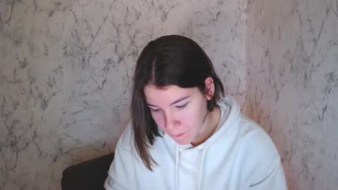 Snapshot of diamond_is chatting on 11.27.25 diamond is online show from 11.27.25