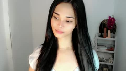 Snapshot of diamond_temptress chatting on 03.25.26 diamond_temptress online show from 03.25.26