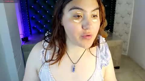 Snapshot of diamondfox_m chatting on 07.17.26 Your Diamond online show from 07.17.26