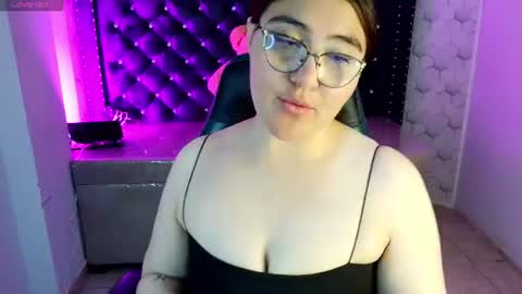 Snapshot of diamondfox_m chatting on 08.05.26 Your Diamond online show from 08.05.26