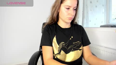 diamondkay_ online show from 10.13.25