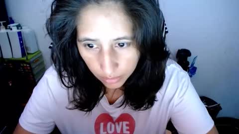 Snapshot of diana_rogu chatting on 12.15.25 diana_rogu online show from 12.15.25