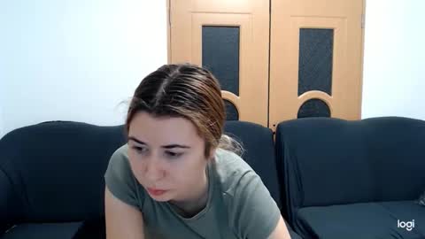 dianasmiey7 online show from 12.15.24