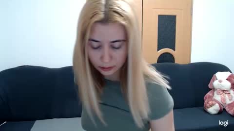 dianasmiey7 online show from 02.13.25