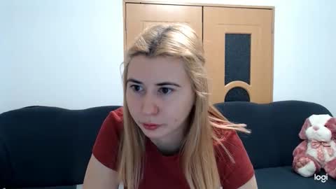 dianasmiey7 online show from 02.19.25