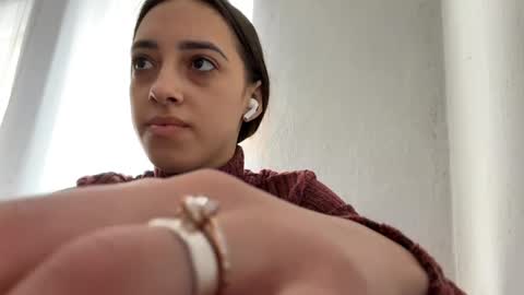 Anna online show from 04.18.26