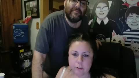 Snapshot of diche1134 chatting on 02.15.26 Running Bear online show from 02.15.26