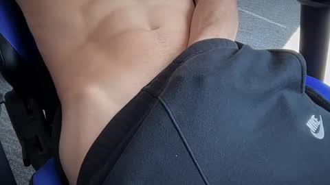 dickbboy19 online show from 09.16.25