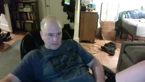 Snapshot of dickflasher5 chatting on 12.29.24 Richard Fleischer online show from 12.29.24