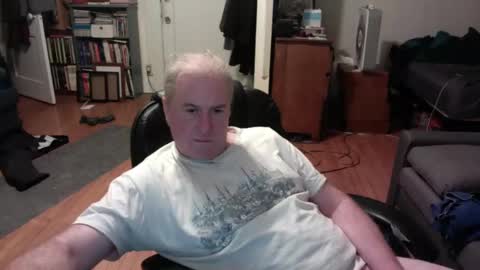 Snapshot of dickflasher5 chatting on 01.20.25 Richard Fleischer online show from 01.20.25
