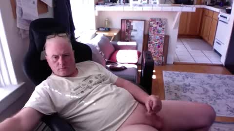 Snapshot of dickflasher5 chatting on 05.12.26 Richard Fleischer online show from 05.12.26