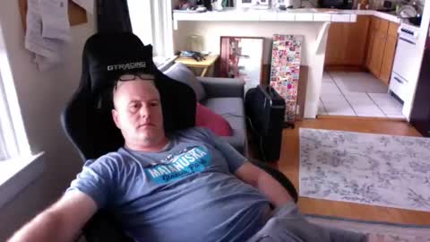 Snapshot of dickflasher5 chatting on 05.18.26 Richard Fleischer online show from 05.18.26