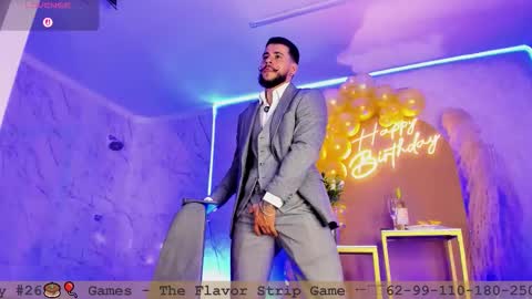 Snapshot of dickgriffith chatting on 11.28.25 Dick Griffith online show from 11.28.25