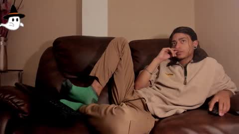 Snapshot of dickie_dicking chatting on 10.21.25 dickie_dicking online show from 10.21.25