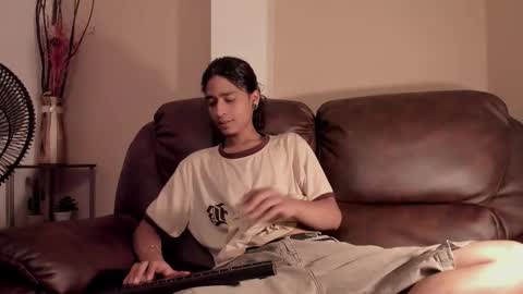 Snapshot of dickie_dicking chatting on 11.04.25 dickie_dicking online show from 11.04.25