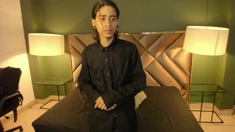 Snapshot of dickie_dicking chatting on 11.08.25 dickie_dicking online show from 11.08.25