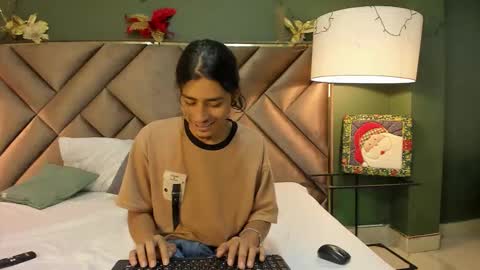 Snapshot of dickie_dicking chatting on 12.16.25 dickie_dicking online show from 12.16.25