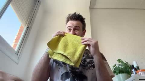 Snapshot of dickjulian chatting on 05.23.26 Im Julian all cum shot videos here online show from 05.23.26