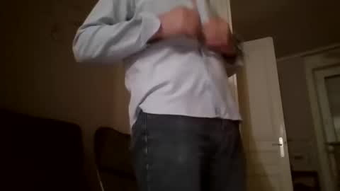 Snapshot of didouille84 chatting on 11.02.25 ZokZok online show from 11.02.25