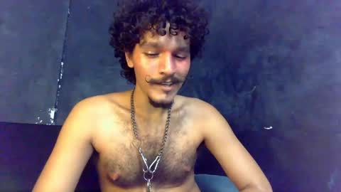Snapshot of diemond_latinx98 chatting on 04.17.26 diemond_latinx98 online show from 04.17.26