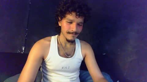 Snapshot of diemond_latinx98 chatting on 04.19.26 diemond_latinx98 online show from 04.19.26