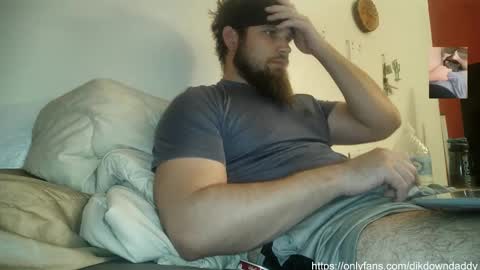 Snapshot of dikdowndaddy chatting on 02.03.25 Daddy online show from 02.03.25