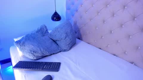 Snapshot of dikey_18 chatting on 12.12.24 dikey_18 online show from 12.12.24