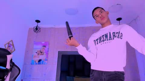 Snapshot of dilam_alfonzo chatting on 09.12.25 Dilan online show from 09.12.25