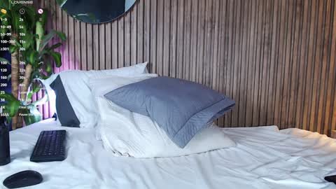 Snapshot of dilanjonnes chatting on 12.12.24 DilanJonnes online show from 12.12.24