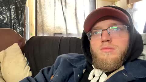 Snapshot of dilf_96 chatting on 01.15.26 Daddy online show from 01.15.26