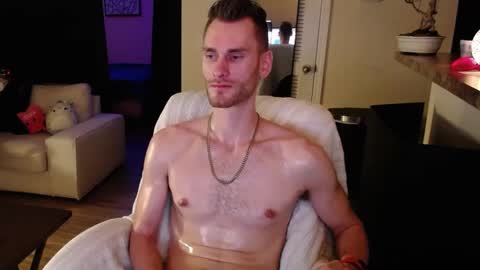 Snapshot of dimitri_4793 chatting on 02.06.25 Meechii online show from 02.06.25