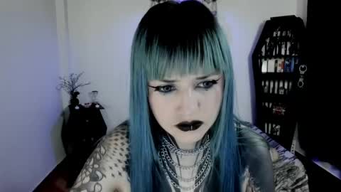 Snapshot of dimmuanddarkness chatting on 05.23.26 dimmuanddarkness online show from 05.23.26