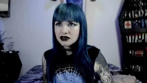 Snapshot of dimmuanddarkness chatting on 08.01.26 dimmuanddarkness online show from 08.01.26