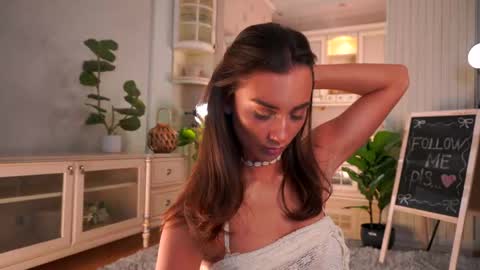Snapshot of dinacaguimbal chatting on 05.30.26 Dina and ill be glad to be here with you follow to me online show from 05.30.26