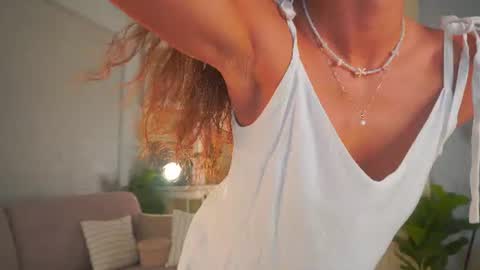 Snapshot of dinacaguimbal chatting on 06.22.26 Dina and ill be glad to be here with you follow to me online show from 06.22.26