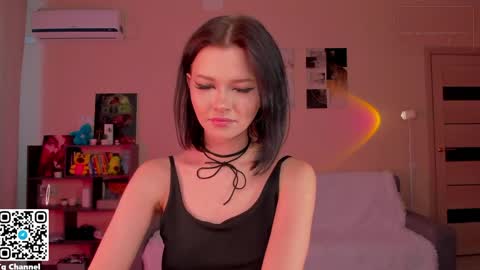 Snapshot of dindin_ chatting on 04.04.26 Jessie online show from 04.04.26