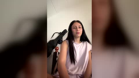 Snapshot of diosa_cristal_ chatting on 01.05.26 Cristal Independent model online show from 01.05.26