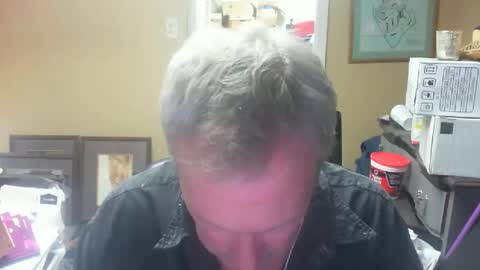 Snapshot of dirkpitt223 chatting on 12.21.24 DirtkPitt Fun guy working online show from 12.21.24