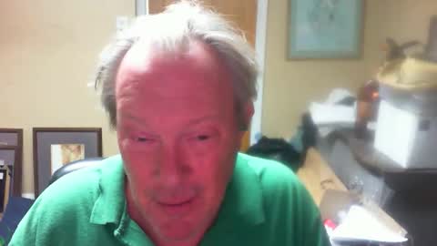 Snapshot of dirkpitt223 chatting on 12.23.25 DirtkPitt Fun guy working online show from 12.23.25