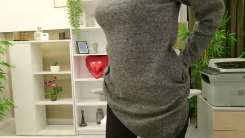 Snapshot of dirty_mature chatting on 12.03.25 dirty_mature online show from 12.03.25